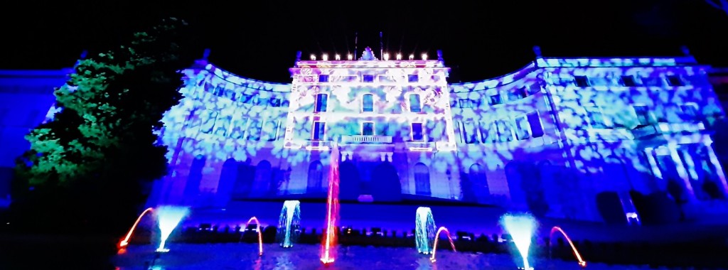 Foto: Espectáculo de luces - Barcelona (Cataluña), España