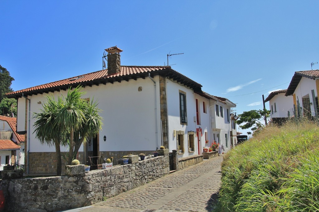 Foto: Centro histórico - Tazones (Asturias), España