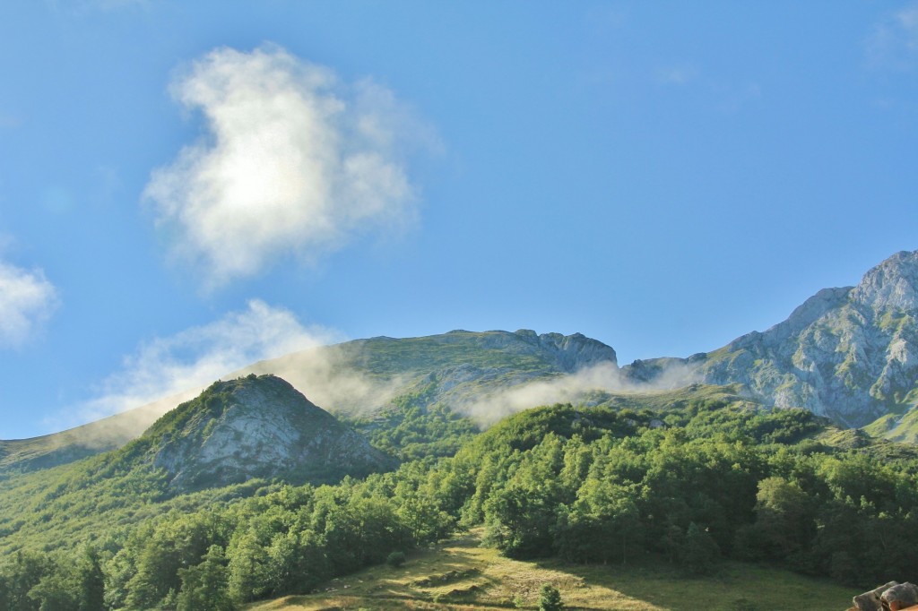 Foto: Vista del pueblo - Sotres (Asturias), España