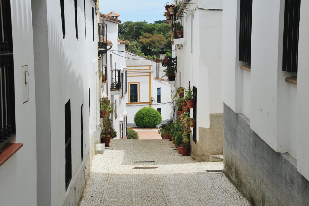 Foto: Vista del pueblo - Almonáster la Real (Huelva), España