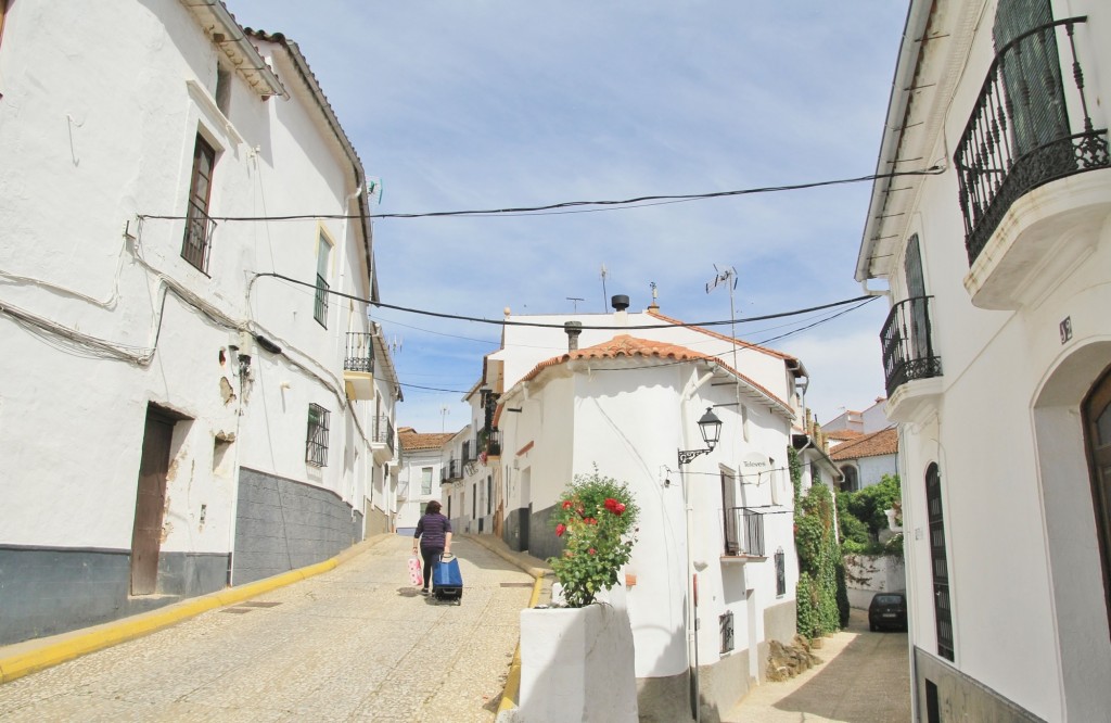 Foto: Vista del pueblo - Fuenteheridos (Huelva), España