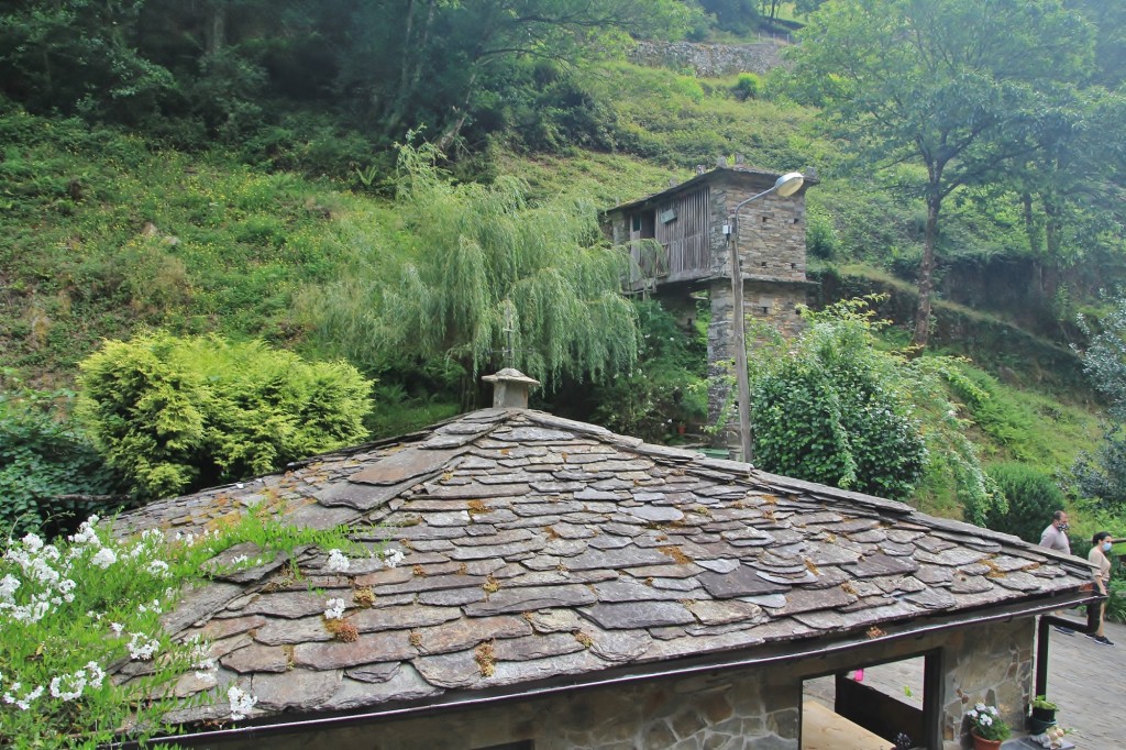 Foto: Conjunto etnográfico Os Teixois - Taramundi (Asturias), España