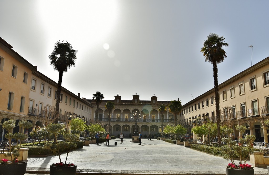 Foto: Plaza de la Constitución - Guadix (Granada), España