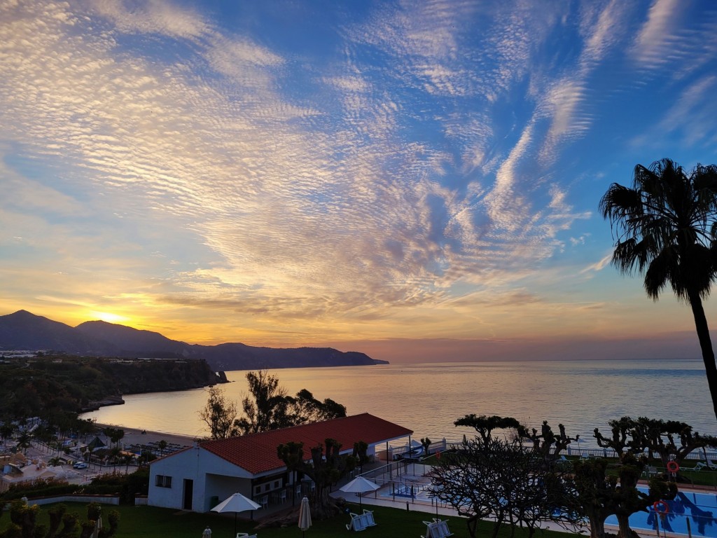 Foto: Amanecer - Nerja (Málaga), España