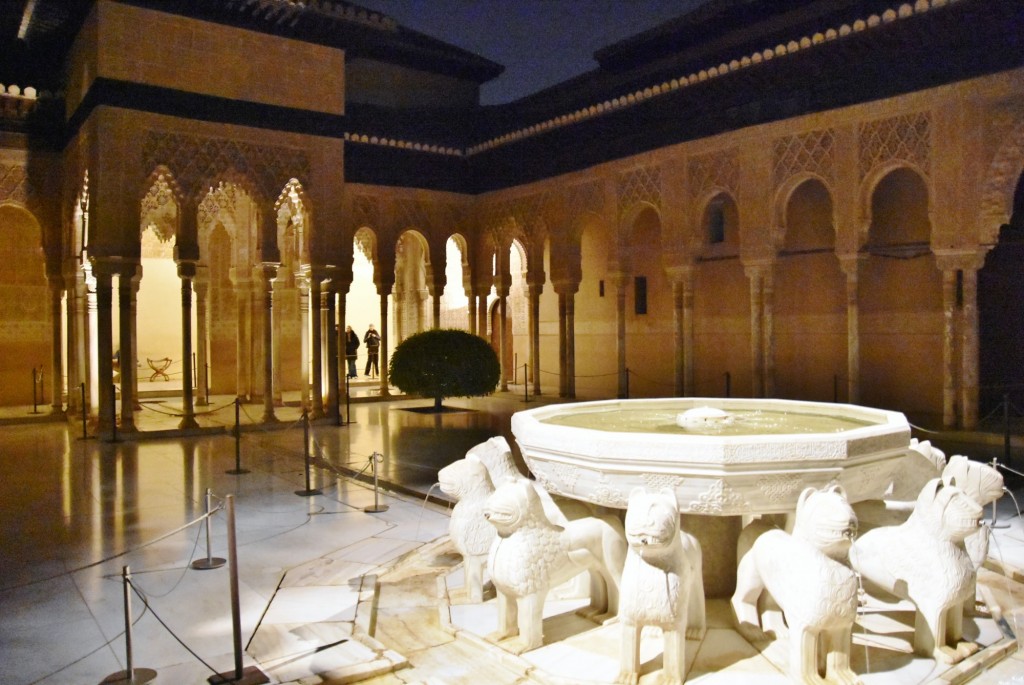 Foto: Alhambra de noche - Granada (Andalucía), España