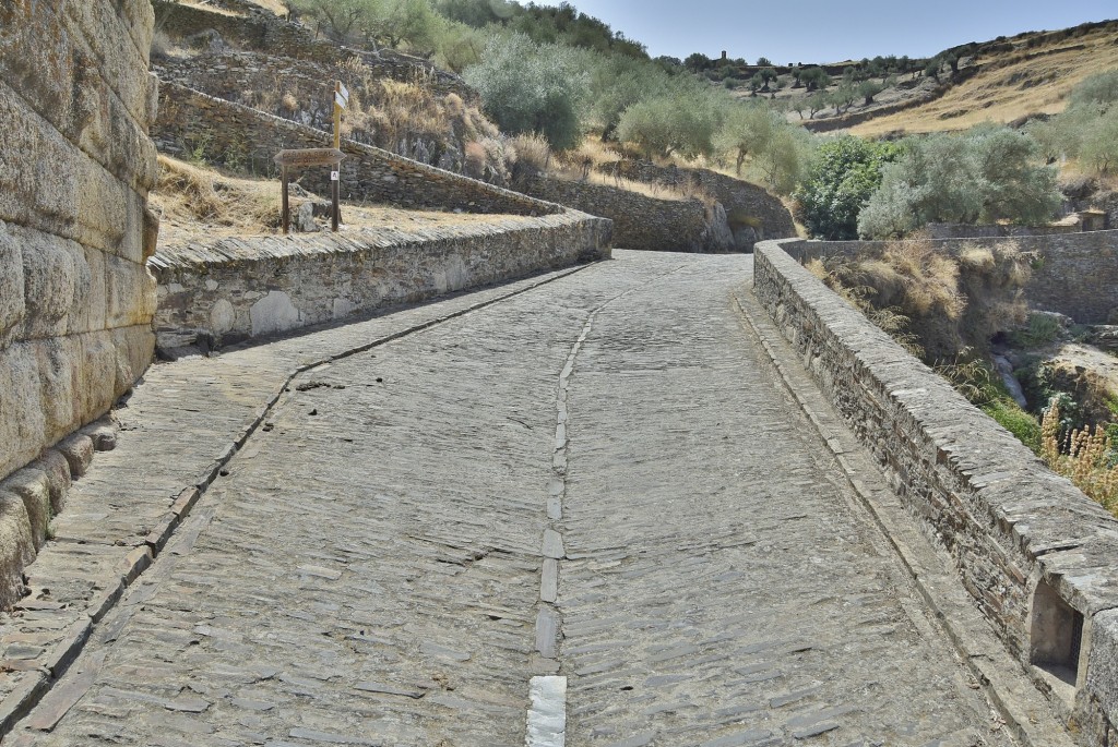 Foto: Calzada romana - Alcántara (Cáceres), España