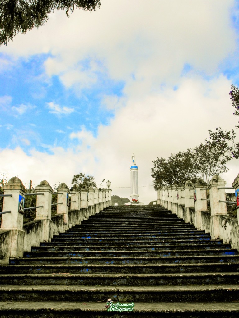 Foto: Escaleras - Sonsón (Antioquia), Colombia