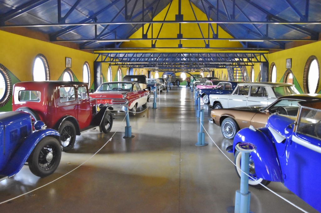 Foto: Museo de la moto y el coche clásico - Hervás (Cáceres), España