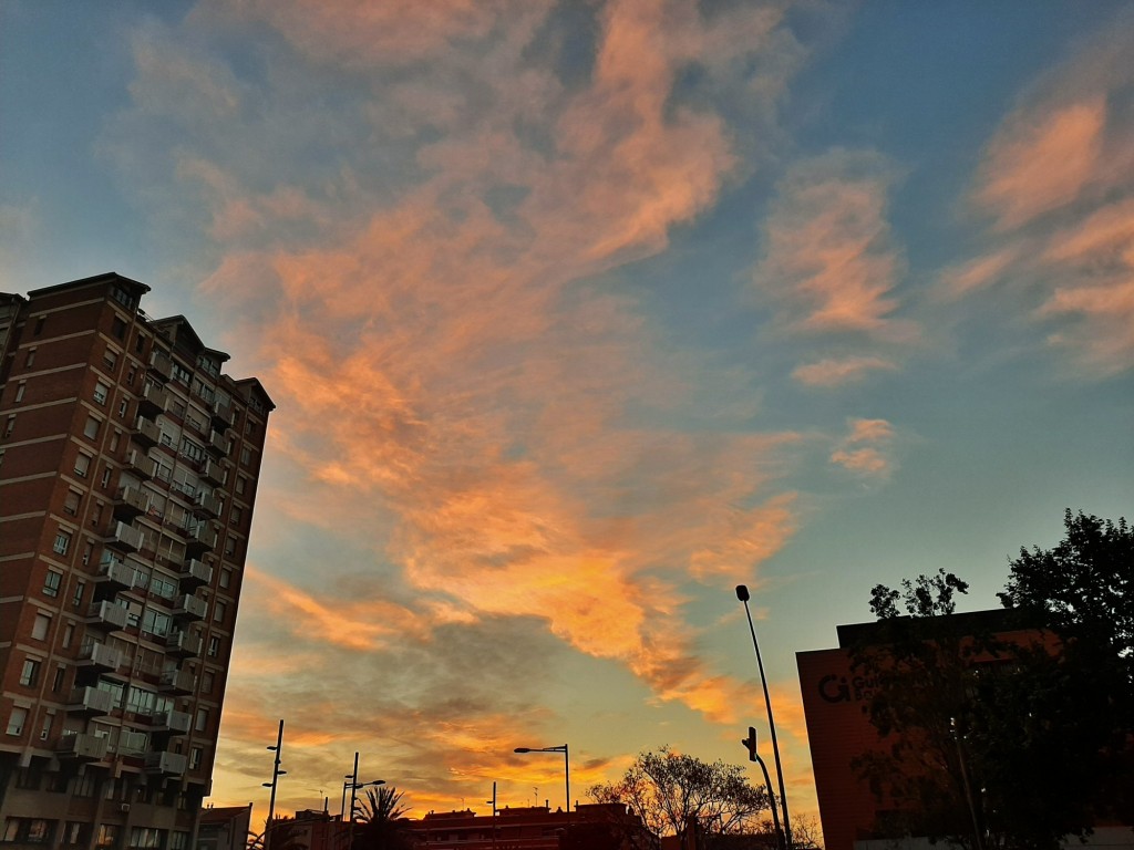 Foto: Amanecer - Barcelona (Cataluña), España