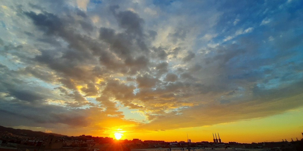 Foto: Amanecer - Barcelona (Cataluña), España