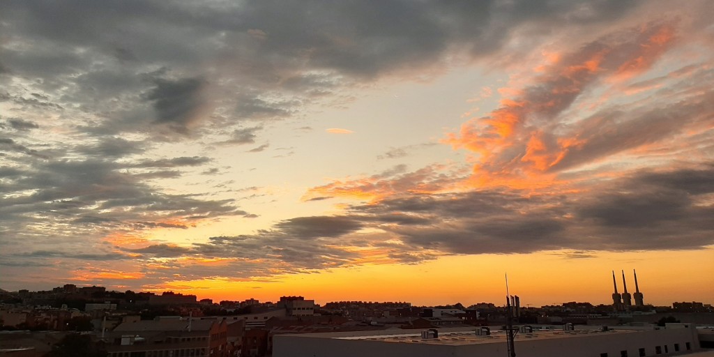 Foto: Amanecer - Barcelona (Cataluña), España