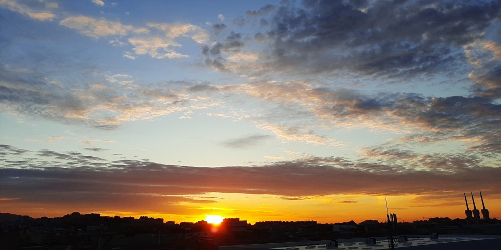 Foto: Amanecer - Barcelona (Cataluña), España