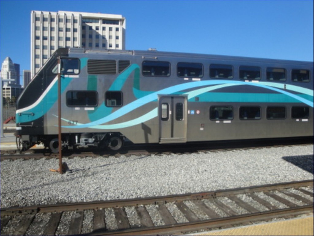 Foto: tren de Metrolink en Union Station - Los Ángeles (California), Estados Unidos