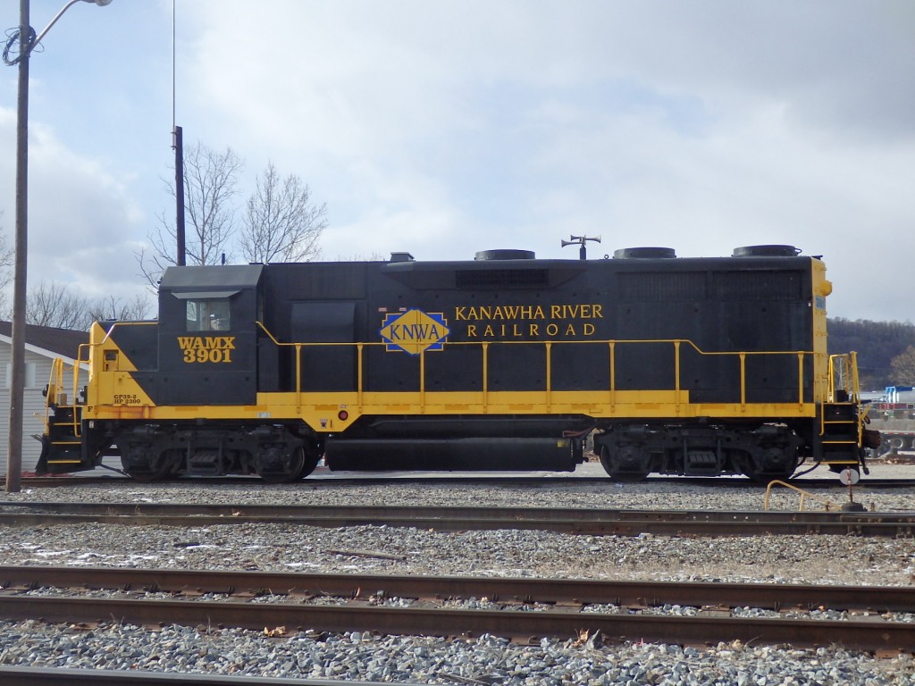 Foto: locomotora del Kanawha River Railroad - Nitro (West Virginia), Estados Unidos