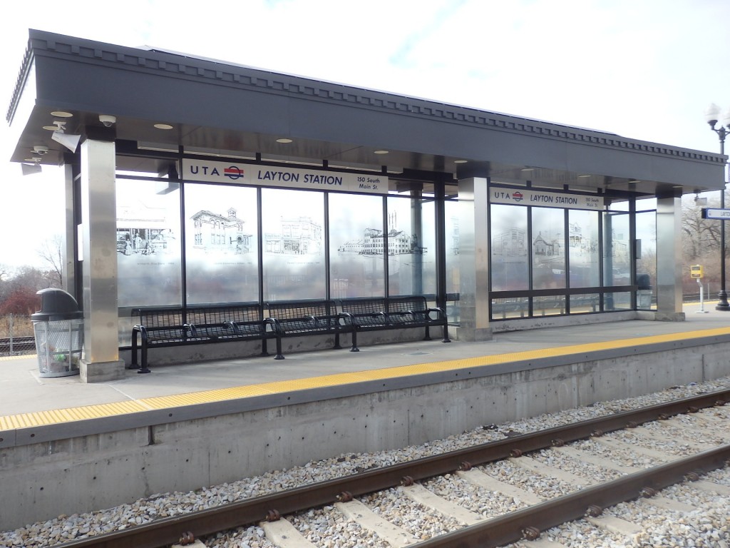 Foto: estación del FrontRunner - Layton (Utah), Estados Unidos