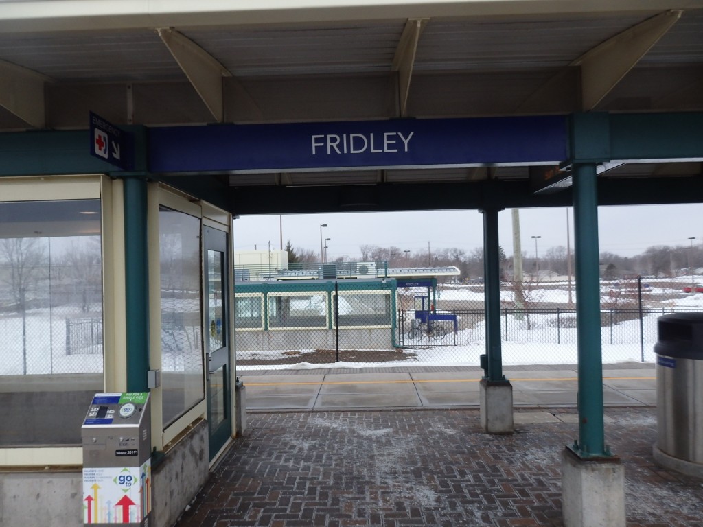 Foto: estación del tren local Northstar - Fridley (Minnesota), Estados Unidos