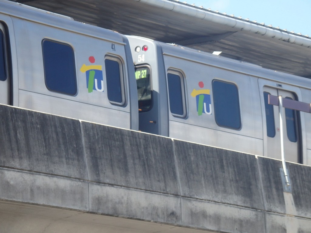 Foto: estación Sagrado Corazón, terminal del Tren Urbano - Santurce, Puerto Rico