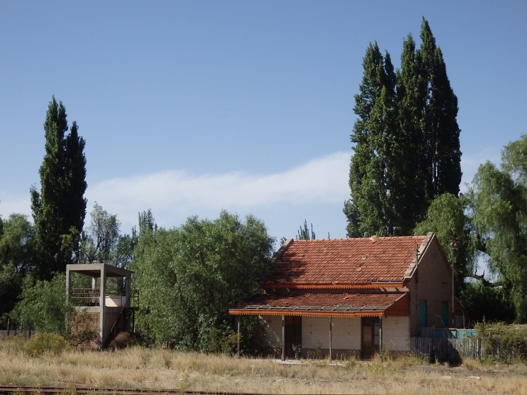 Foto: ex estación del FC San Martín - Lunlunta (Mendoza), Argentina