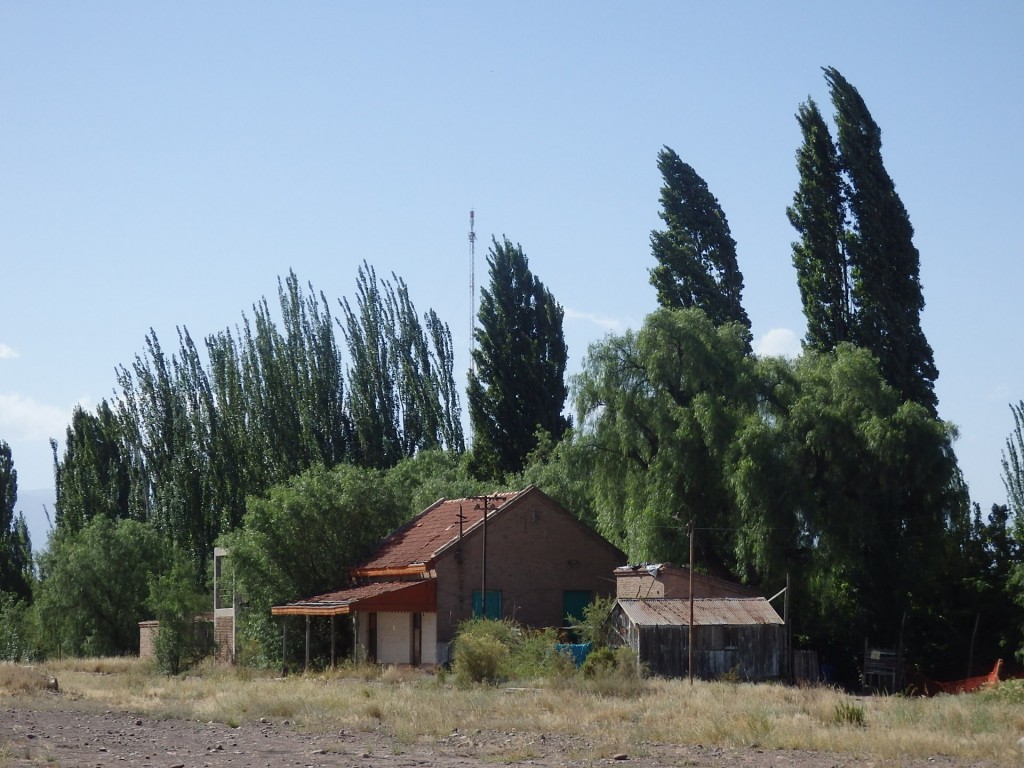 Foto: ex estación del FC San Martín - Lunlunta (Mendoza), Argentina