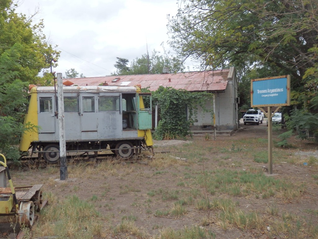 Foto: cuadro de la estación - Palmira (Mendoza), Argentina