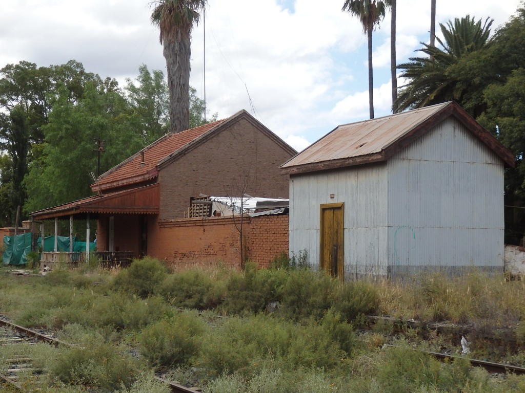 Foto: ex estación del FC San Martín - Lagunita (Mendoza), Argentina