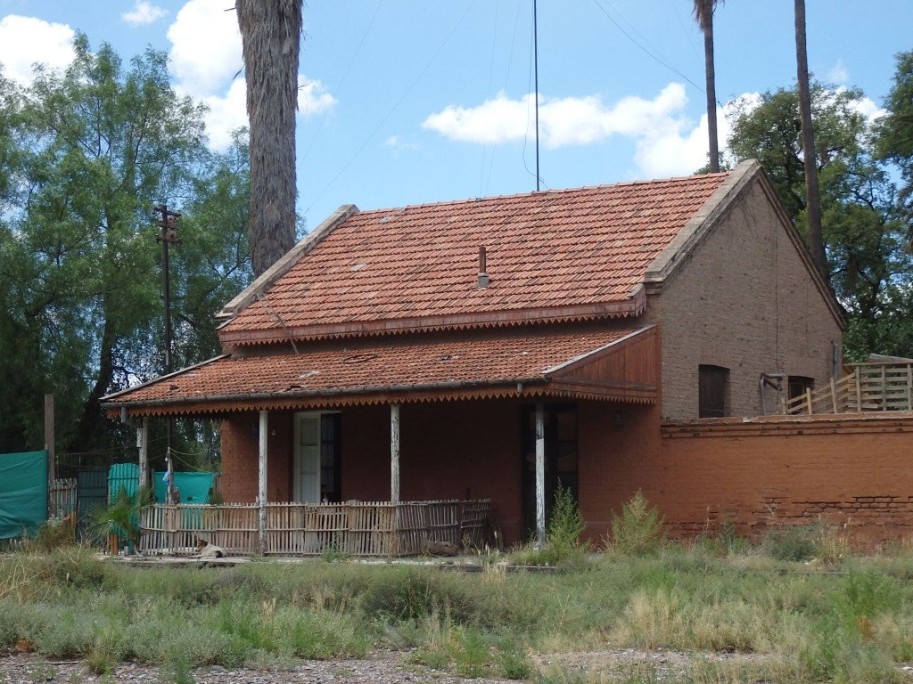 Foto: ex estación del FC San Martín - Lagunita (Mendoza), Argentina