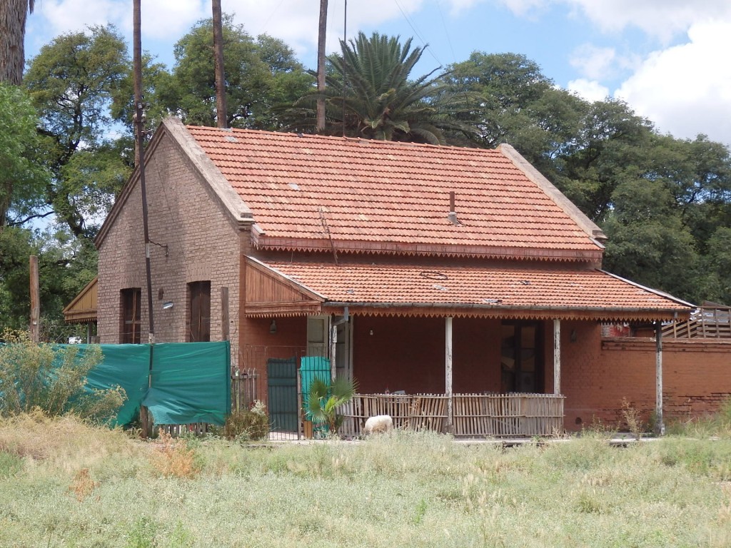 Foto: ex estación del FC San Martín - Lagunita (Mendoza), Argentina