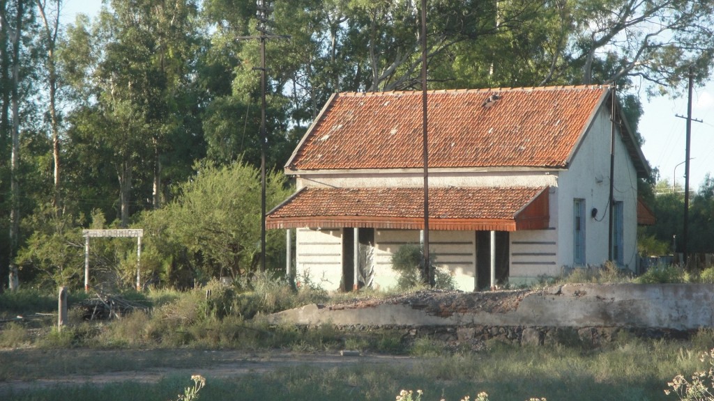 Foto: ex estación del FC San Martín - La Dormida (Mendoza), Argentina