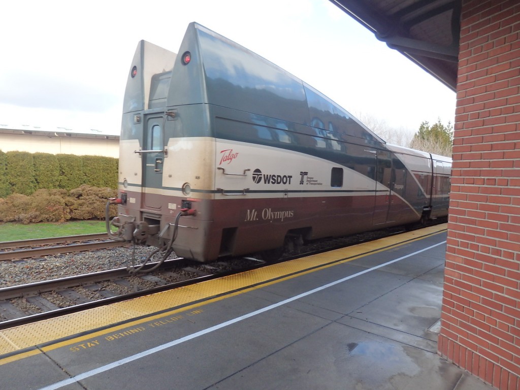 Foto: tren Cascades de Amtrak - Bellingham (Washington), Estados Unidos