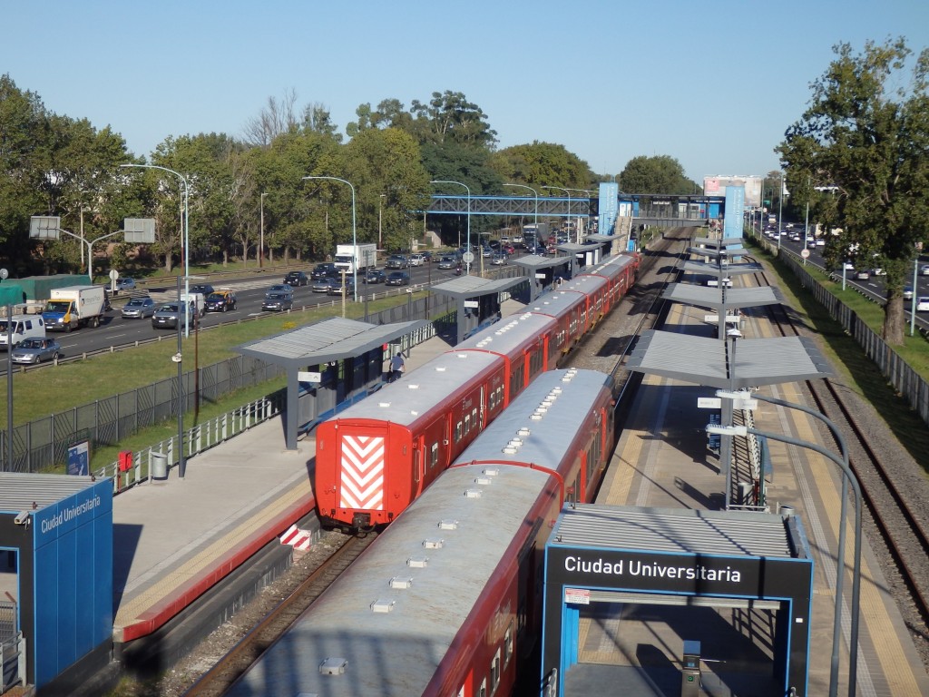 Foto: estación Ciudad Universitaria, FC Belgrano (Ferrovías) - Ciudad Autónoma de Buenos Aires (Buenos Aires), Argentina