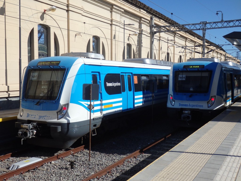 Foto: trenes del FC Roca - La Plata (Buenos Aires), Argentina