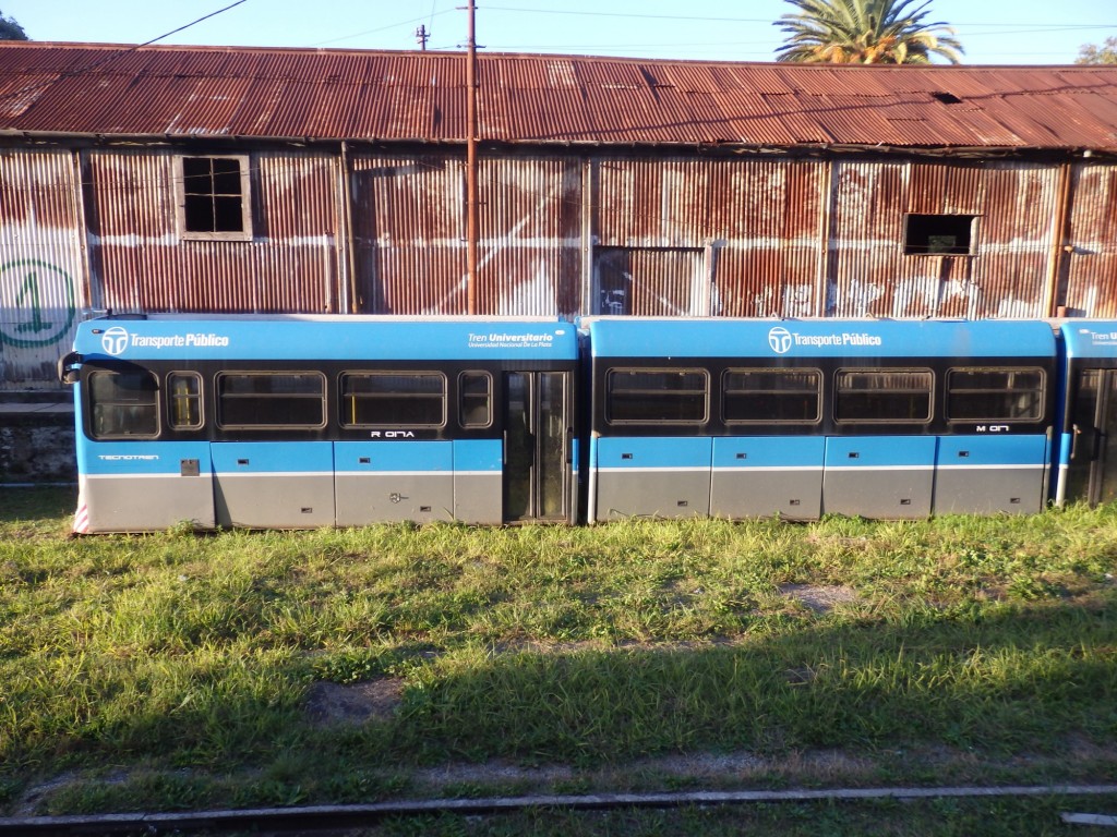 Foto: primer Tren Universitario (a) - La Plata (Buenos Aires), Argentina