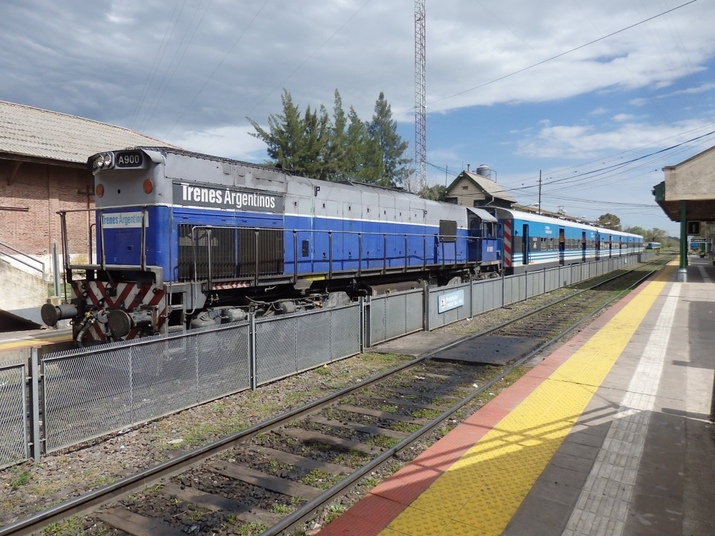 Foto: estación del FC Roca - Cañuelas (Buenos Aires), Argentina