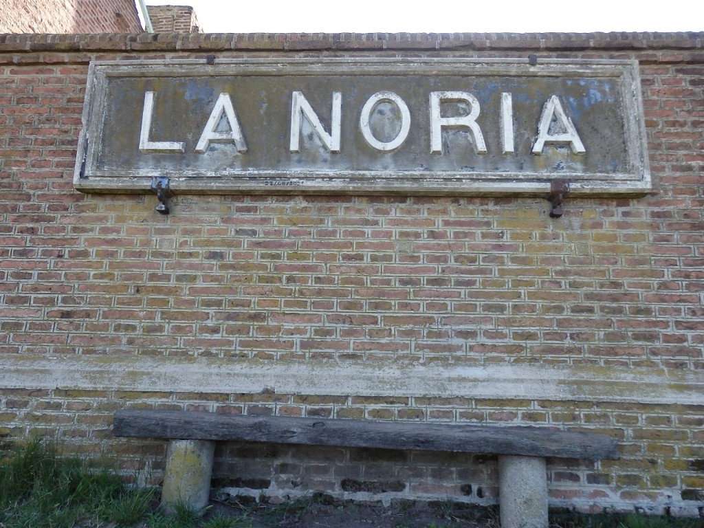 Foto: estación del FC Roca - La Noria (Buenos Aires), Argentina