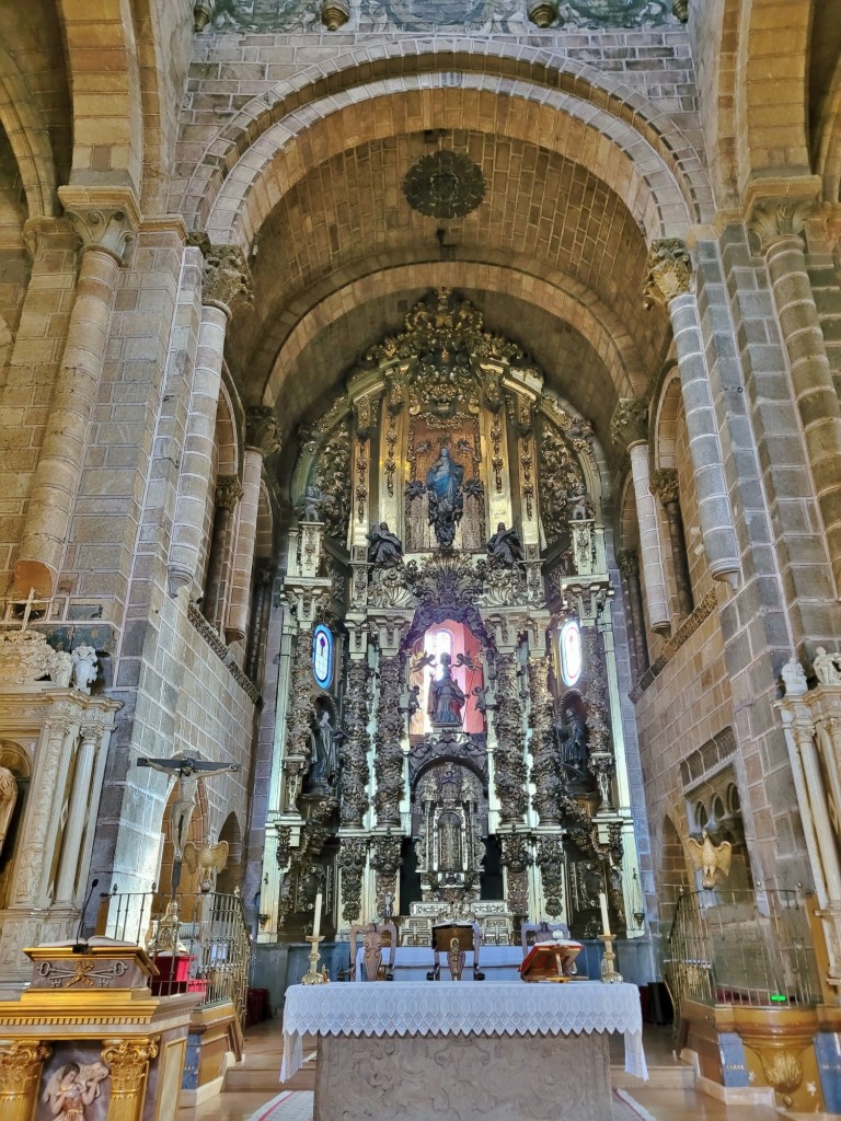 Foto: Iglesia de San Pedro Apóstol - Ávila (Castilla y León), España