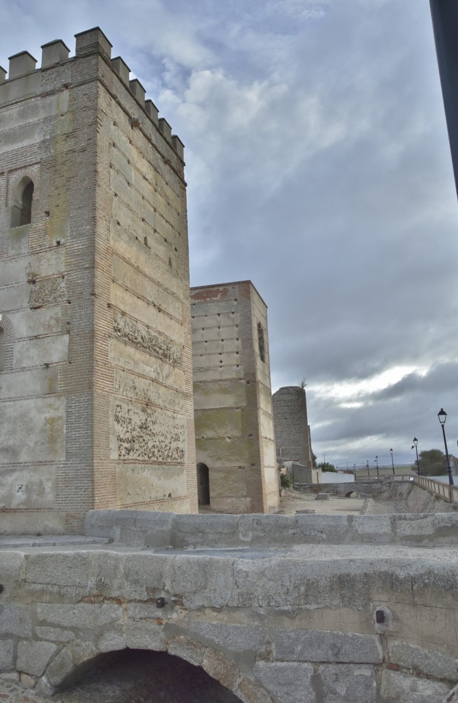 Foto: Muralla - Madrigal de las Altas Torres (Ávila), España