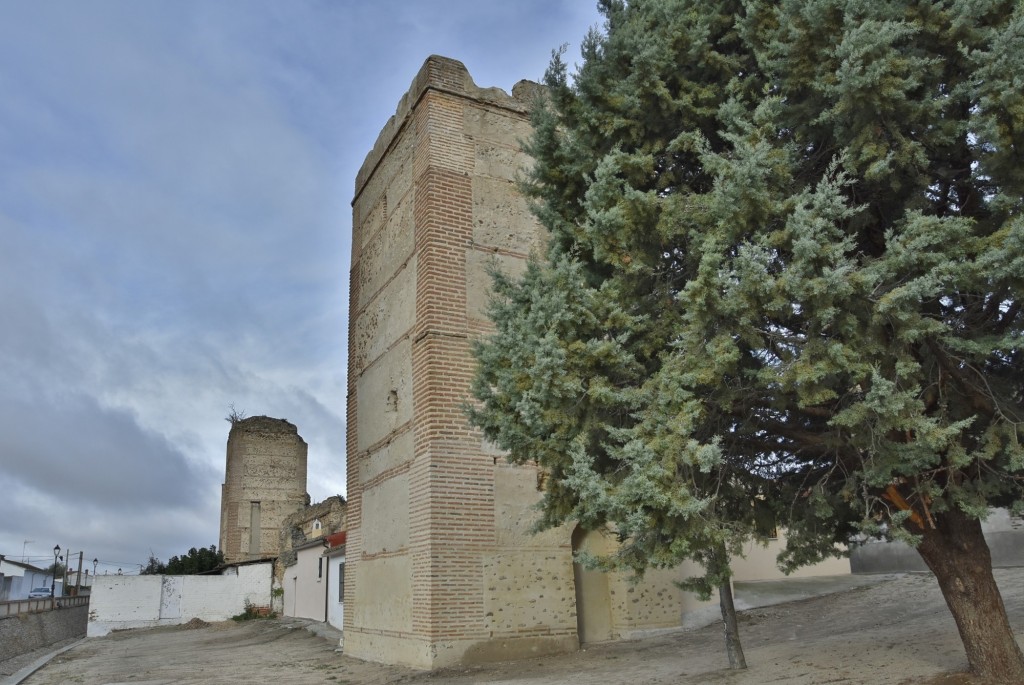 Foto: Muralla - Madrigal de las Altas Torres (Ávila), España