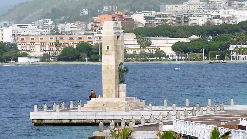 Foto: Paseo de la costa - Reggio Calabria (Calabria), Italia