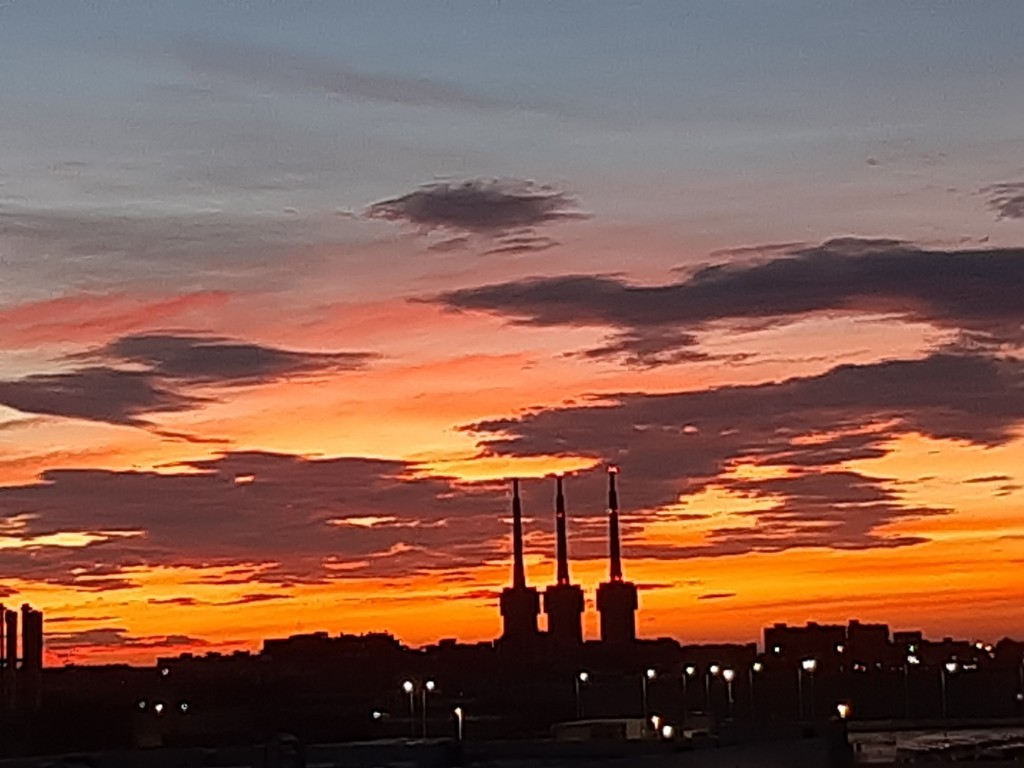 Foto: Amanecer - Sant Adrià de Besòs (Barcelona), España