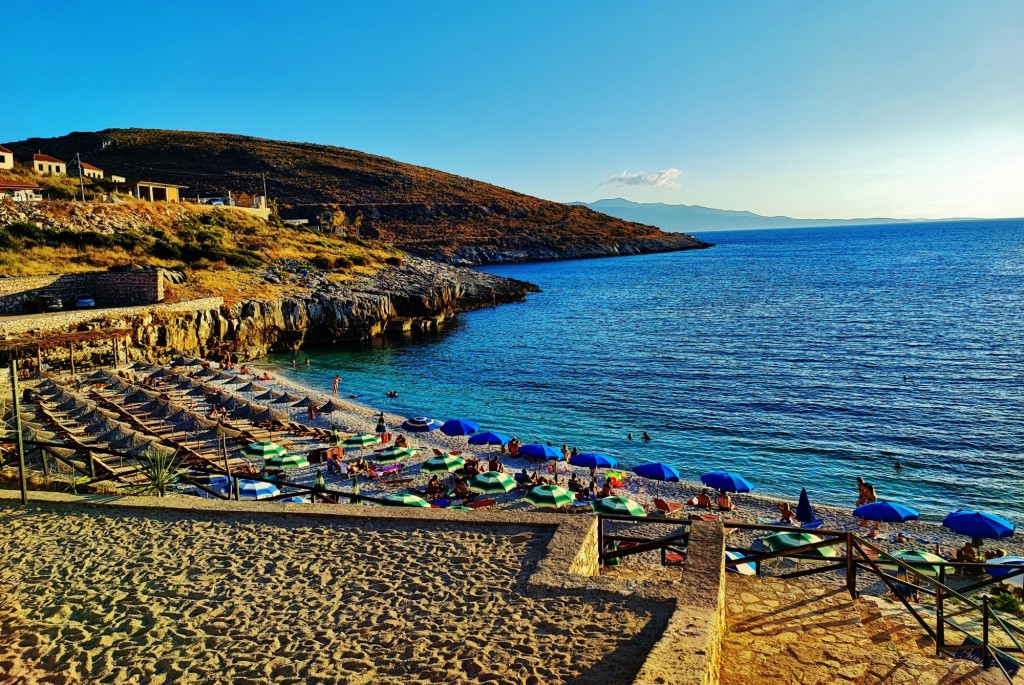 Foto: Gjiri i Midhjeve - Sarandë (Vlorë), Albania