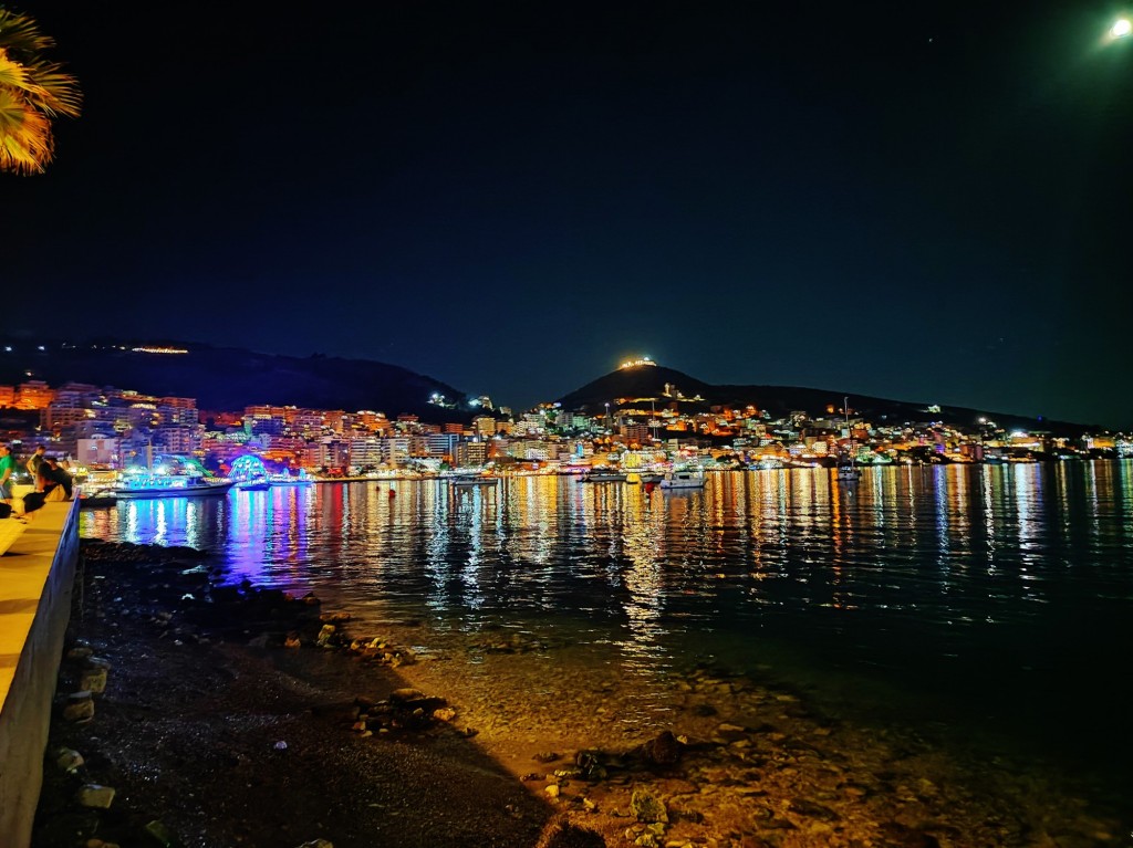 Foto: Saranda Beach - Sarandë (Vlorë), Albania