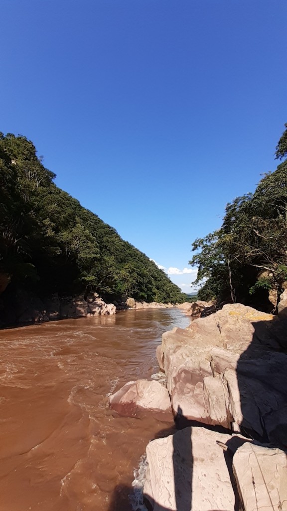 Foto: El chorro - Camiri (Santa Cruz), Bolivia