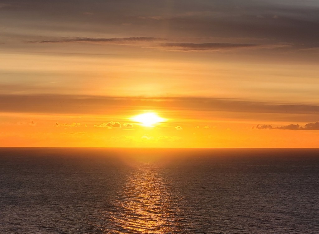 Foto: Amanecer - Begur (Girona), España