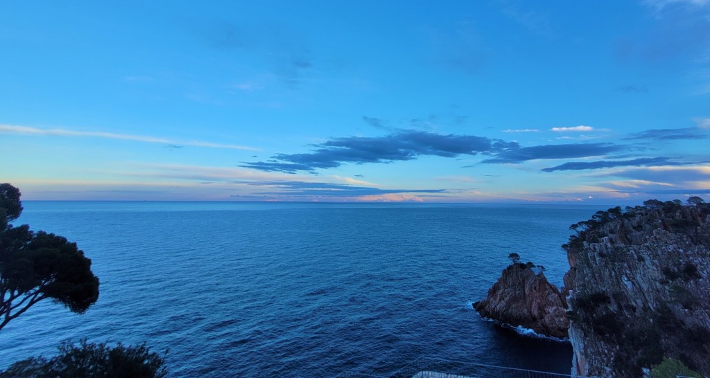 Foto: Amanecer - Begur (Girona), España