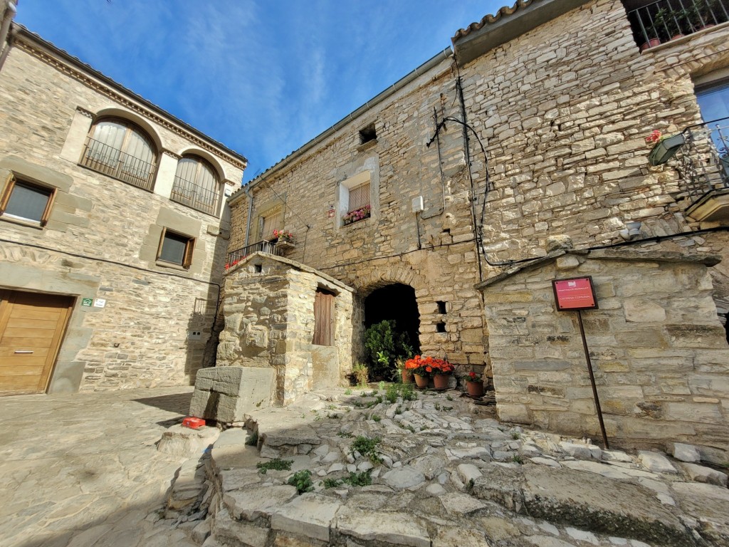 Foto: Recinto amurallado - Montfalcó Murallat (Lleida), España