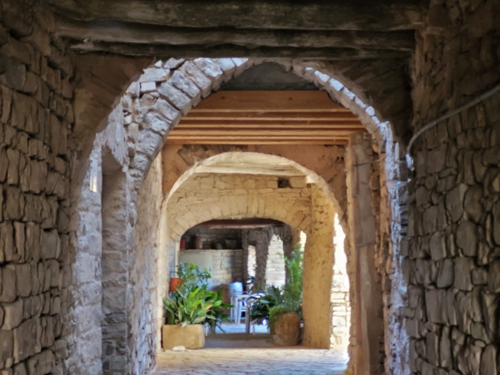 Foto: Recinto amurallado - Montfalcó Murallat (Lleida), España