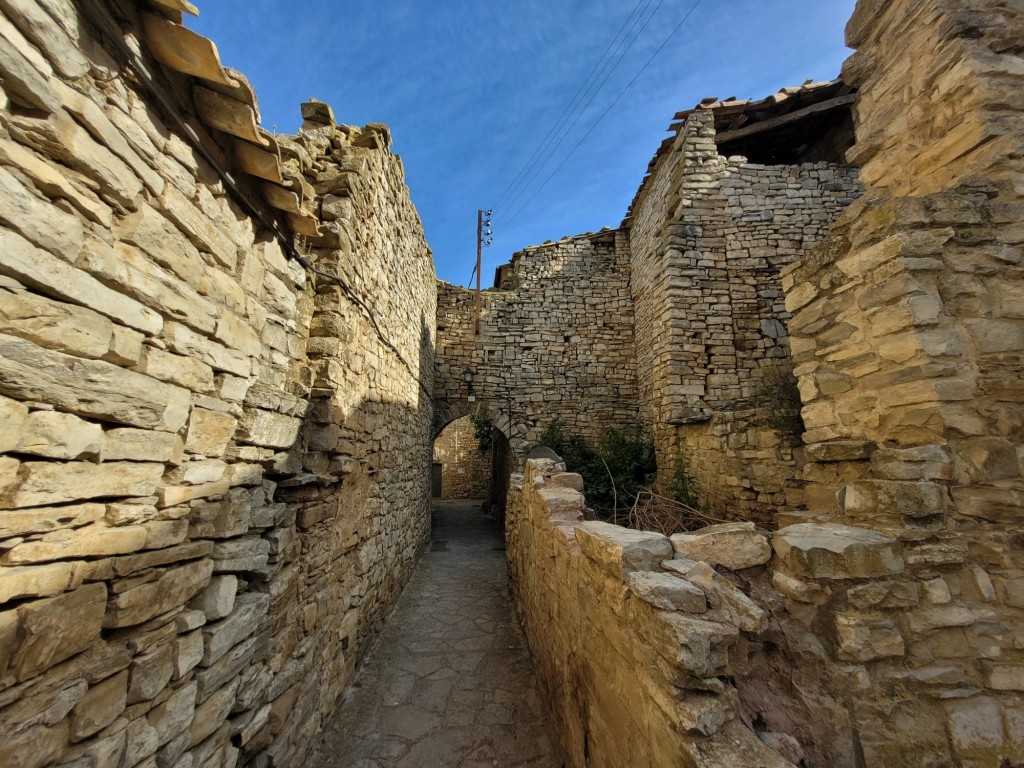 Foto: Recinto amurallado - Montfalcó Murallat (Lleida), España