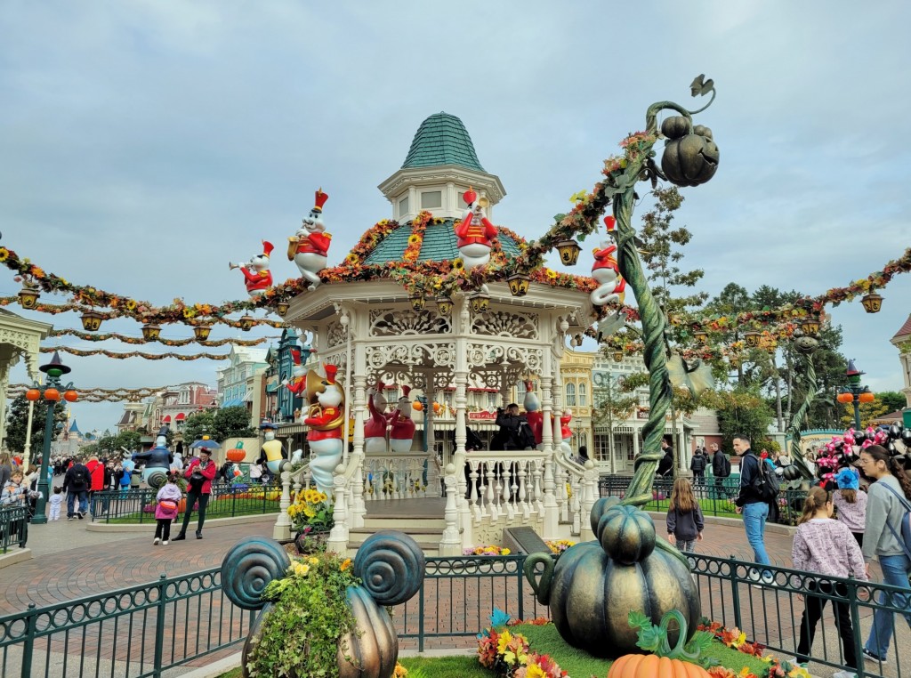 Foto: Disneyland París - Marne-la-Vallée (Île-de-France), Francia