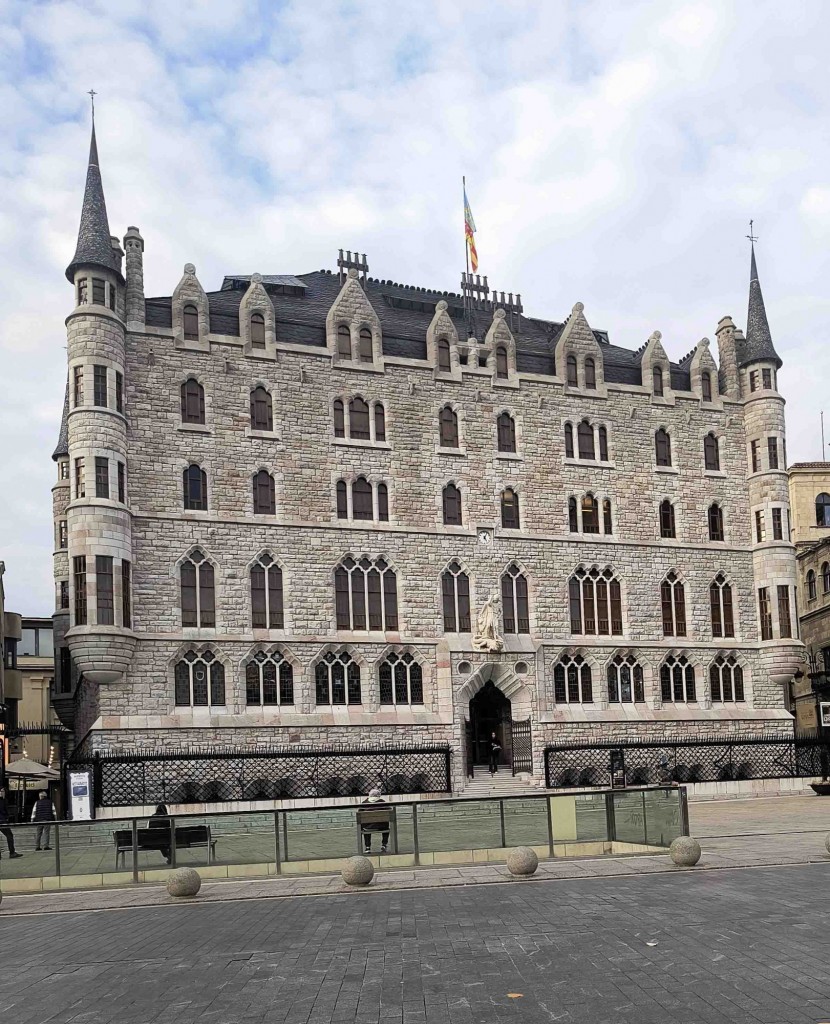 Foto: Casa botines de Gaudi - Leon (León), España