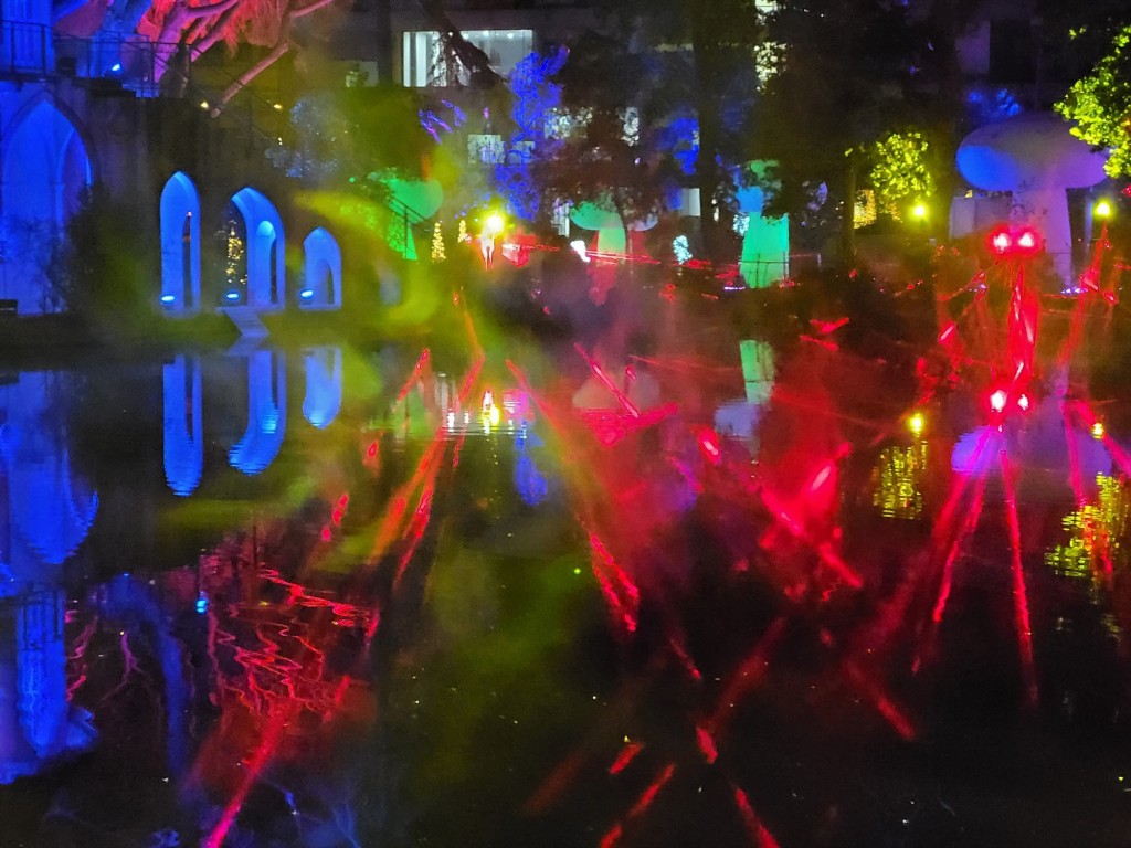 Foto: Juego de luces - Barcelona (Cataluña), España